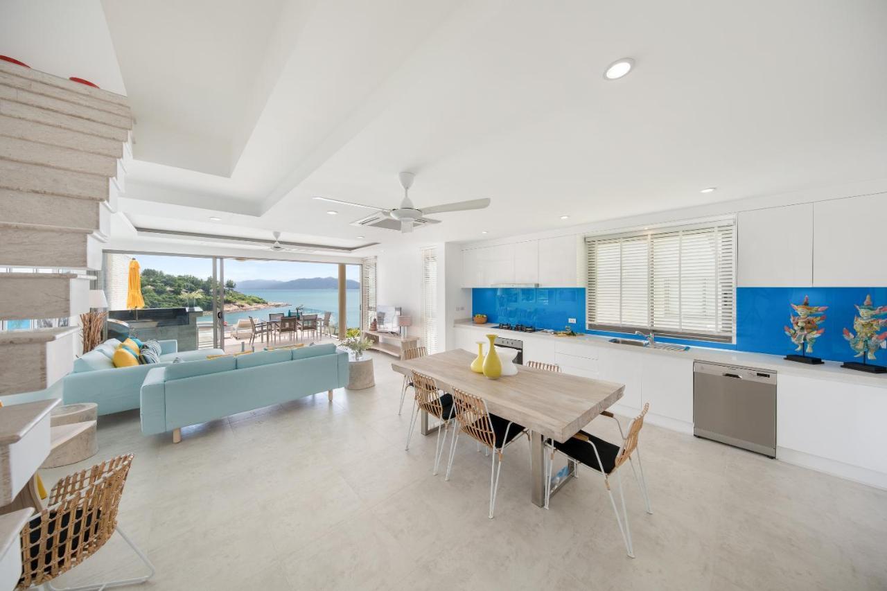Bayside Luxury Villas: Beachfront Retreat with Sea Views Choeng Mon Exterior photo